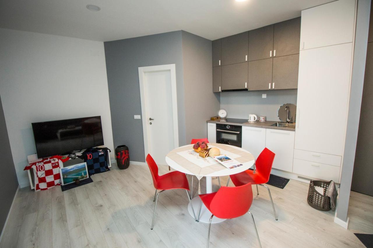 Apartman Gusar -Top Position, Close To The Center And The Beach, Fully Equipped Omis Exterior photo