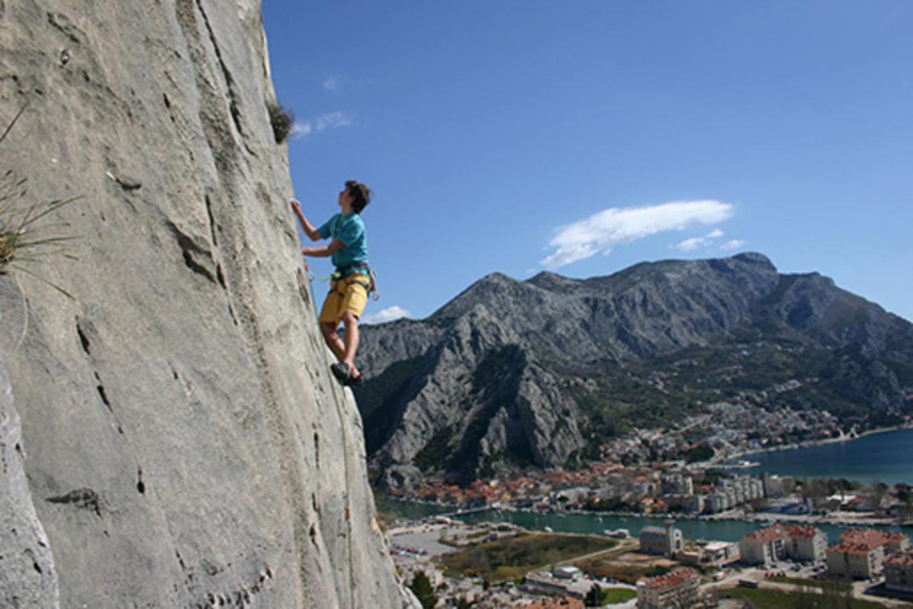 Apartman Gusar -Top Position, Close To The Center And The Beach, Fully Equipped Omis Exterior photo